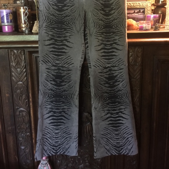 🎃Leather Pants🎃 - Picture 2 of 4